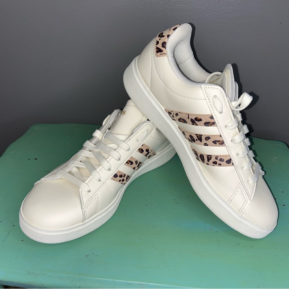 Adidas Grand Court 2.0 Sneakers Magic Beige Matte Gold Leopard Print Size 7 - Picture 2 of 7